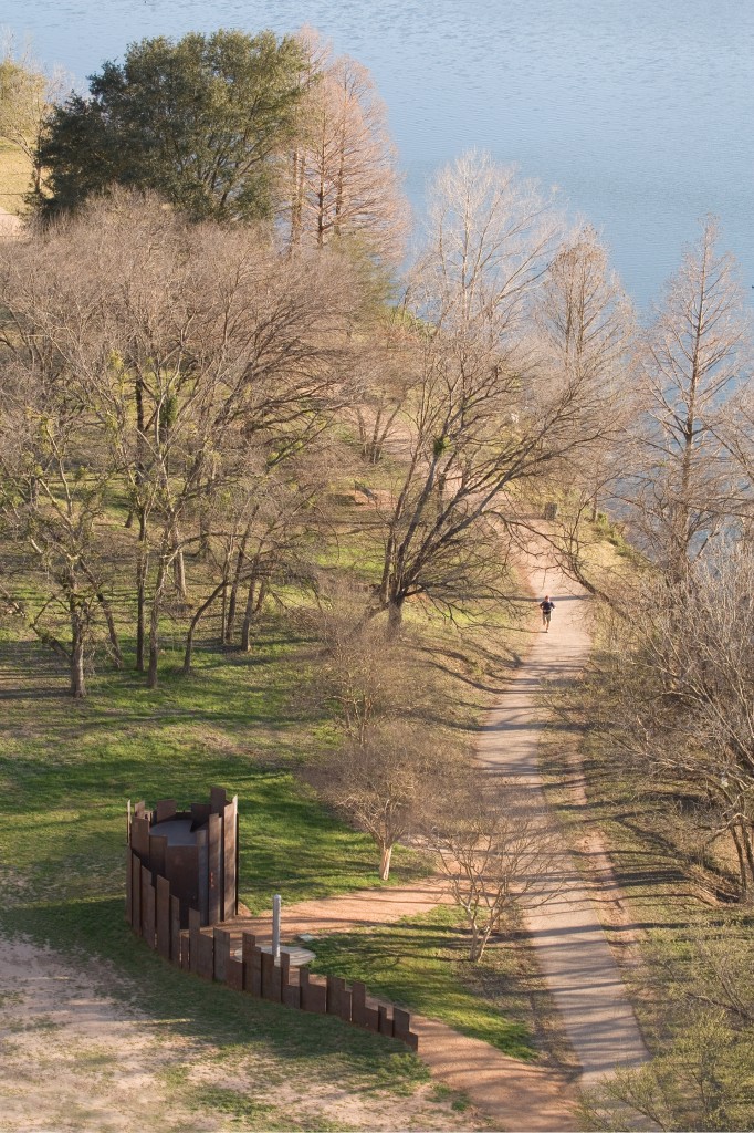 52485a44e8e44eff020002c5_trail-restroom-miro-rivera-architects_01_trail_restroom_bardagjy