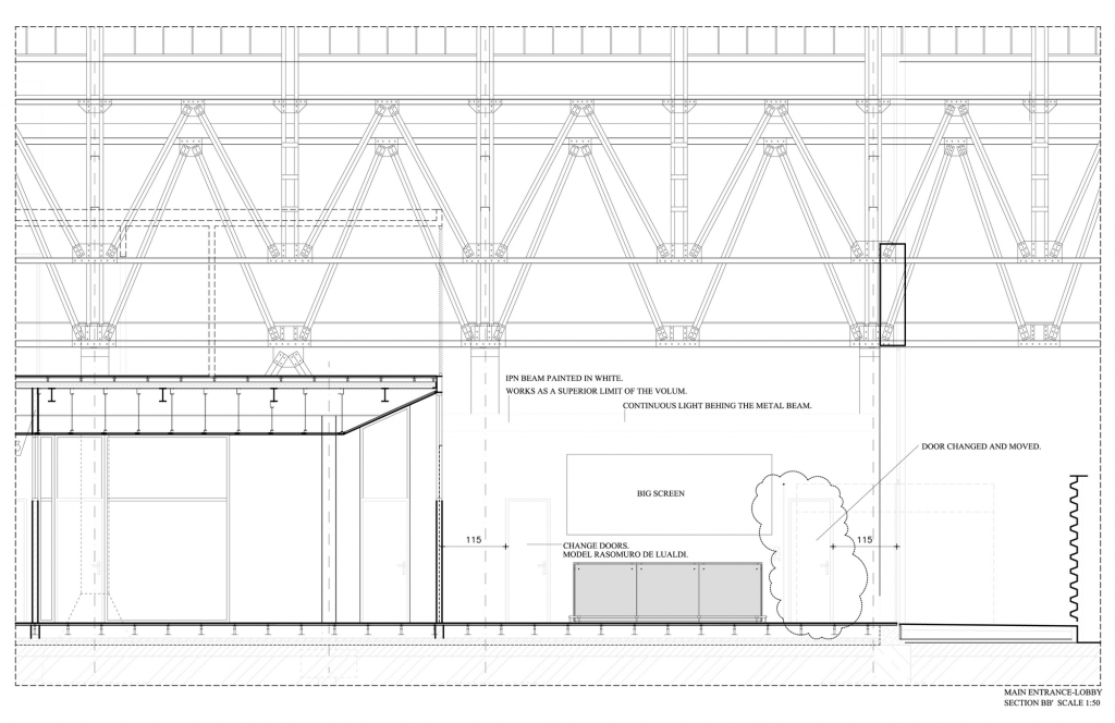 5248e421e8e44ecb170002e0_economia-building-ricardo-bofill_main_entrance_section