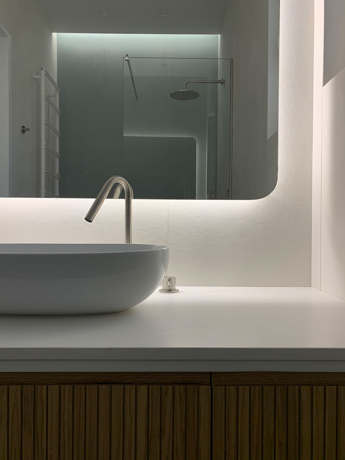 10_NS_bath_R