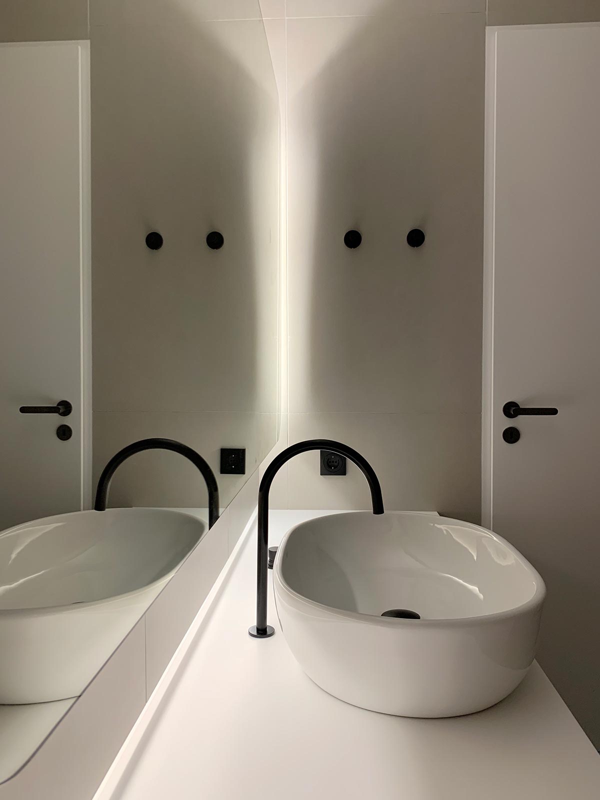04_MR_bathroom_MEDIUM