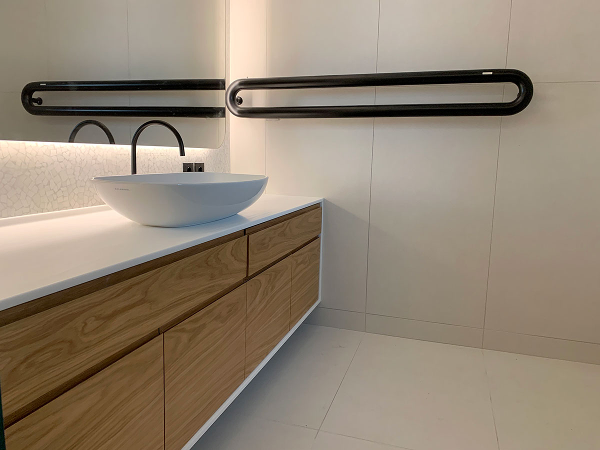 07_MR_bathroom_FULL