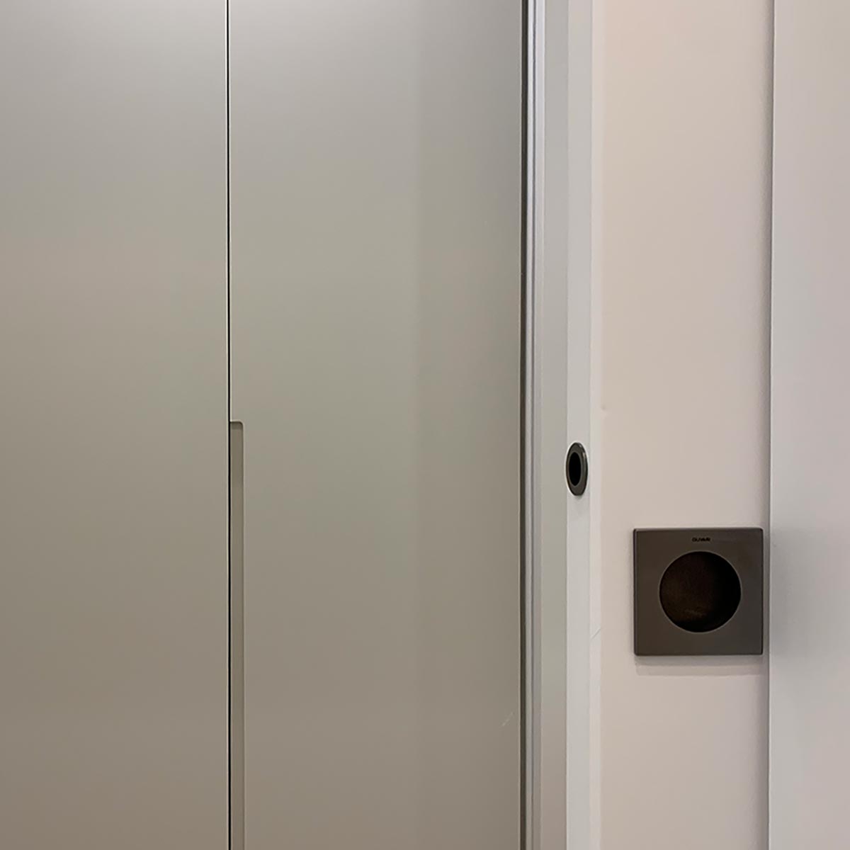 02_MR_details_square