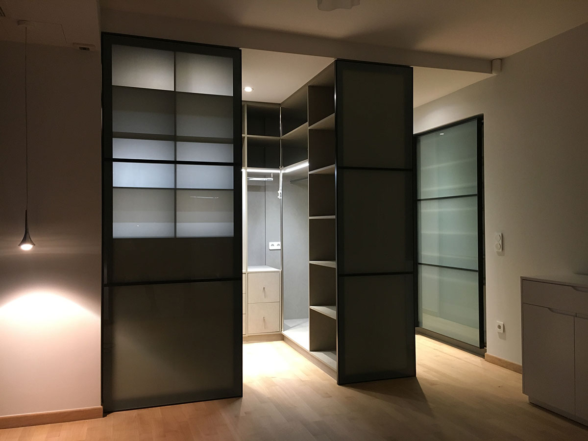 06_SK_closet_LARGE